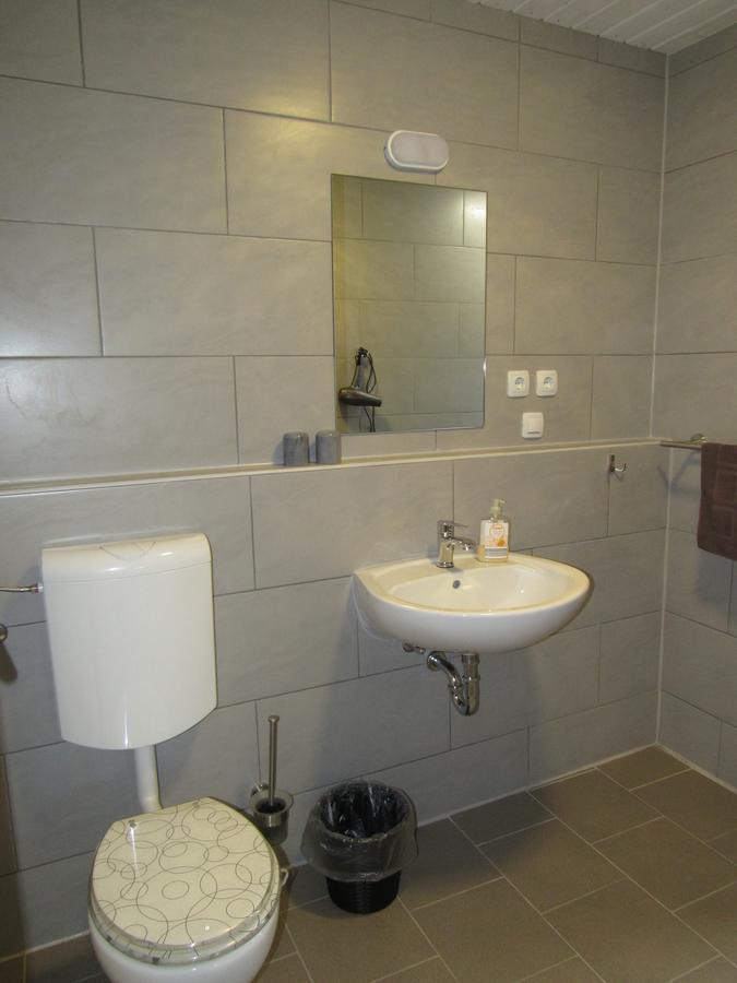 Ferienapartments Am Dorfplatz Langscheid  Extérieur photo